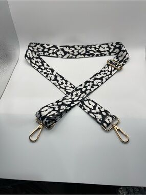 Adjustable Black & White Leopard Print Crossbody Bag Strap